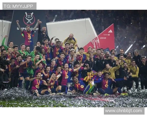 足球球星精彩瞬间曝光下半身动作引热议吸引球迷热情关注